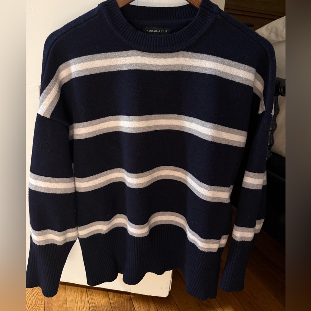 Kendall & Kylie Men's Sweater in Navy and White Stripes